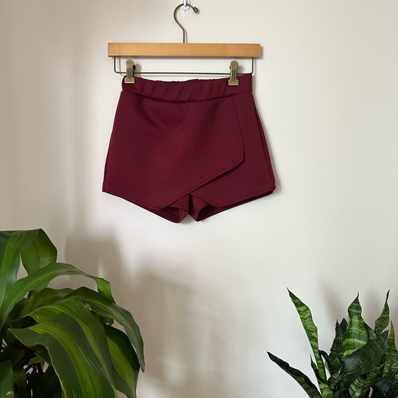 Burgundy Wine Red Mini Skort Midrise - Picture 2 of 10